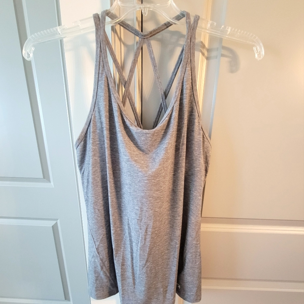 Athletic top